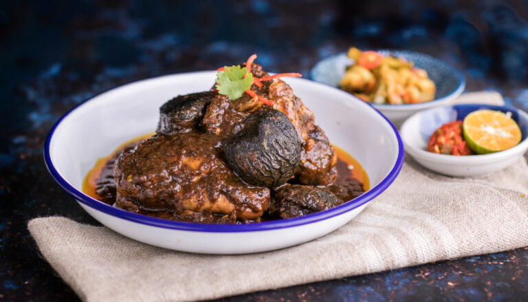 ayam-buah-keluak-nonya-food-singapore-recipe-foodkoel